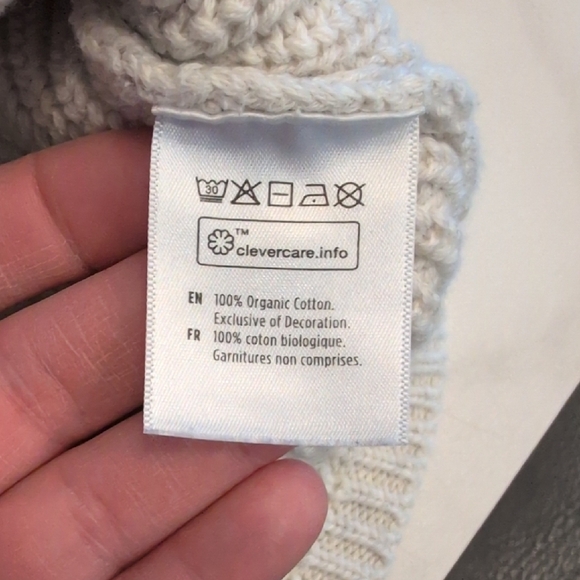 tentree Cream Ribbed Knit Beanie - Picture 4 of 5